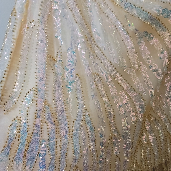 BERLINNOVA NWOT Gold One Shoulder Sequin Hoco Dress - Picture 5 of 5